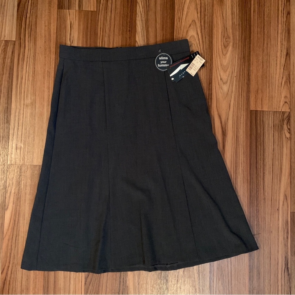 Gray Counterparts A Line Skirt Size 10 Slims Your Tummy
